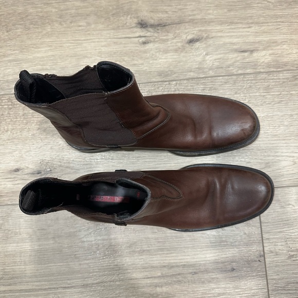 Women’s Prada brown leather made in Italy short Chelsea pull on boot size 38 - Picture 3 of 9